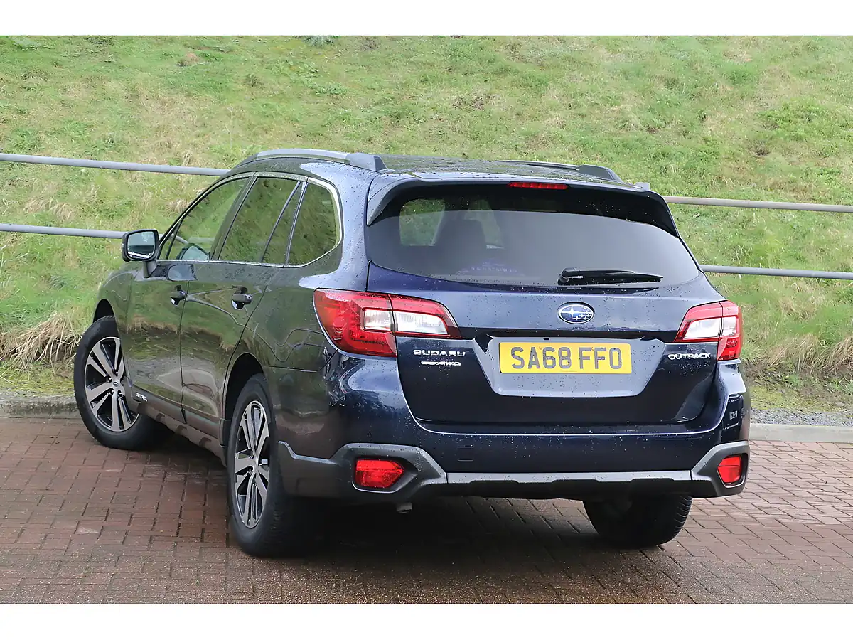 Used 2018 Subaru Outback Se Premium Dark Blue - Interior and Exterior details 5