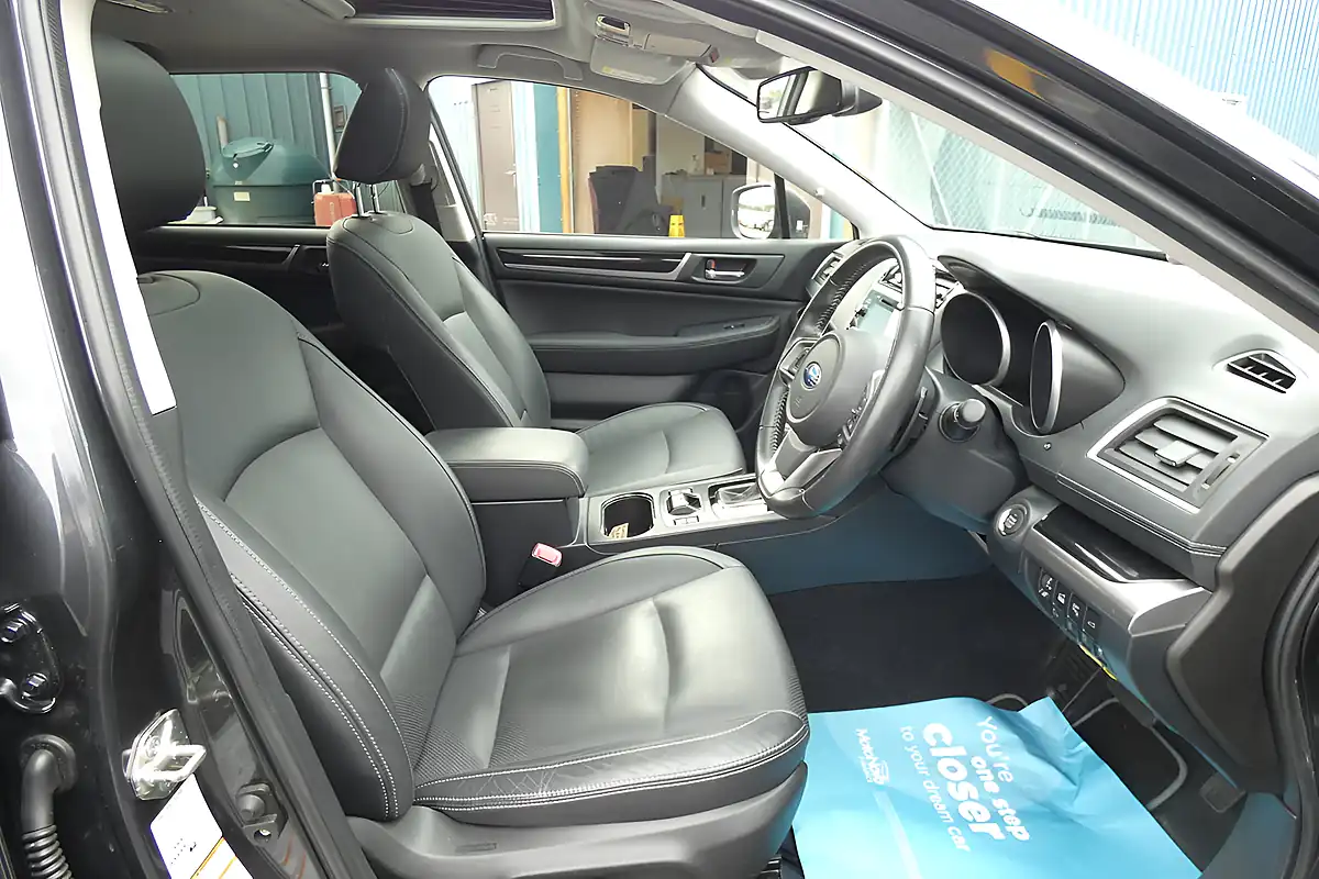 Used 2018 Subaru Outback Se Premium Grey - Interior and Exterior details 10