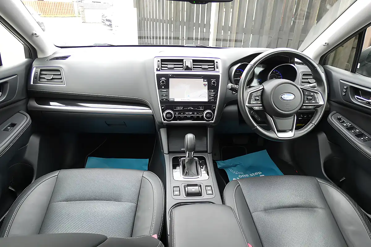 Used 2018 Subaru Outback Se Premium Grey - Interior and Exterior details 11