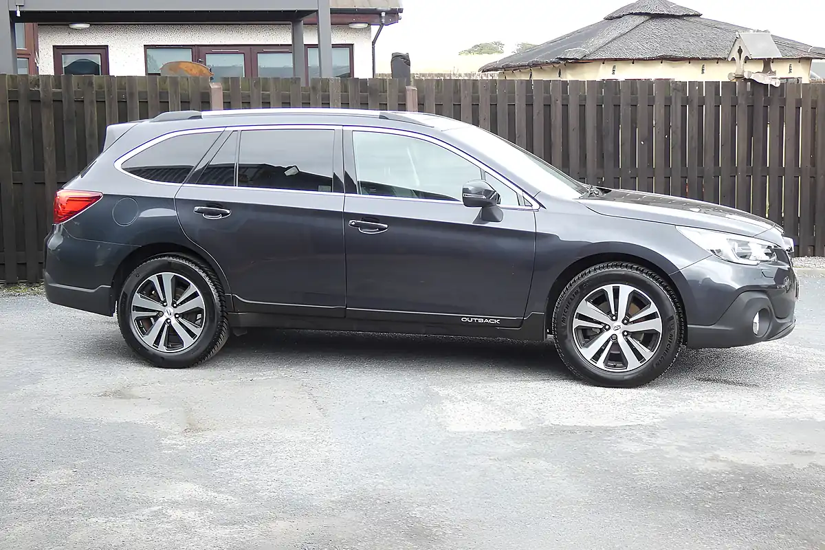 Used 2018 Subaru Outback Se Premium Grey - Interior and Exterior details 2