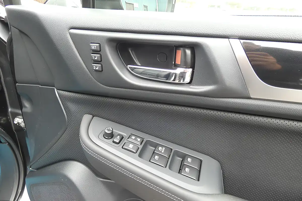 Used 2018 Subaru Outback Se Premium Grey - Interior and Exterior details 20