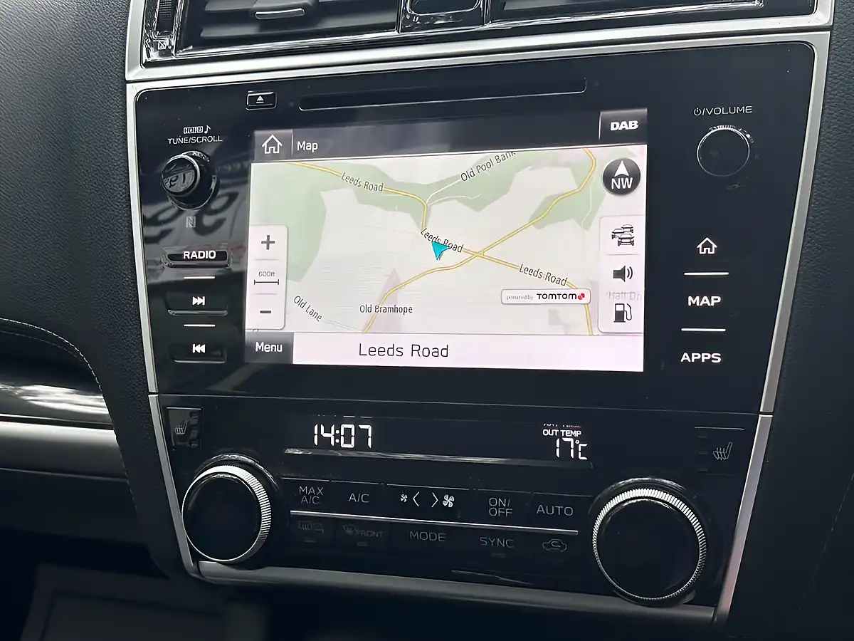 Used 2018 Subaru Outback Se Premium Silver - Interior and Exterior details 14