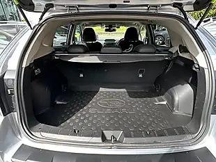Used 2018 Subaru Xv Se Premium Silver - Interior and Exterior details 13