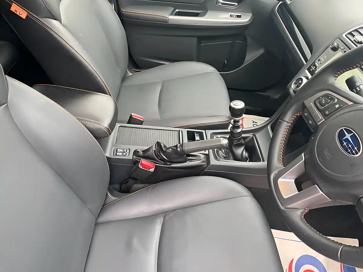 Used 2018 Subaru Xv Se Premium Silver - Interior and Exterior details 13