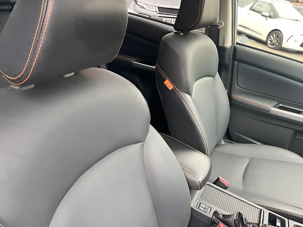 Used 2018 Subaru Xv Se Premium Silver - Interior and Exterior details 14