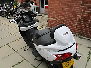 Used 2018 Suzuki AN650 Burgman ZL8 White - Interior and Exterior details 13