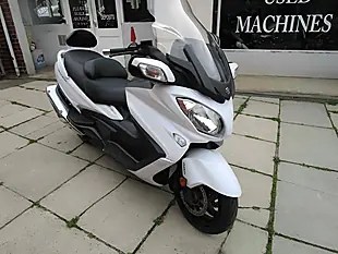 Used 2018 Suzuki AN650 ZL8 Burgman White - Interior and Exterior details 9