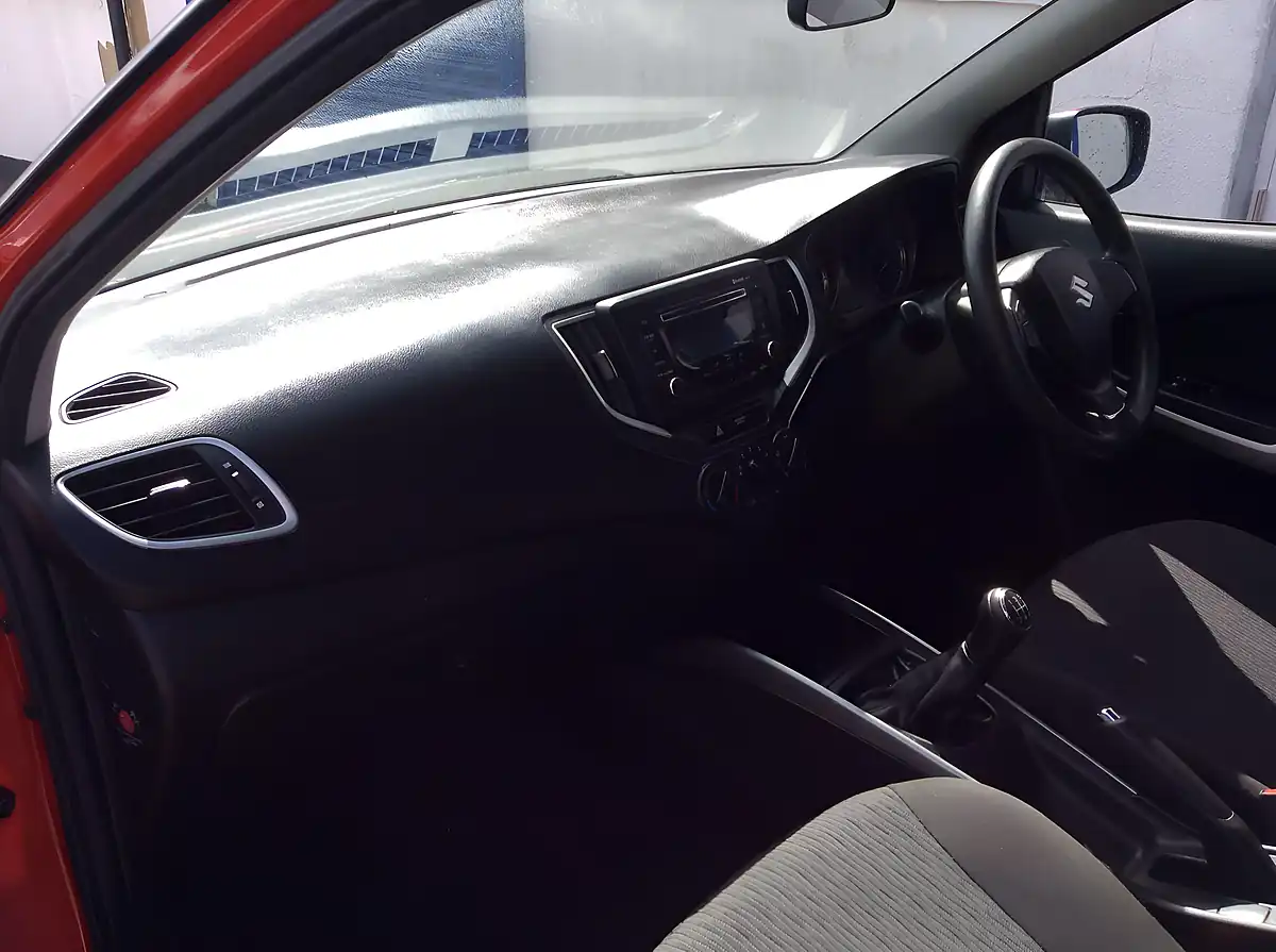 Used 2018 Suzuki Baleno SZ3 Red - Interior and Exterior details 9