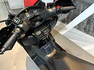 Used 2018 Suzuki Burgman 400 Black - Interior and Exterior details 10