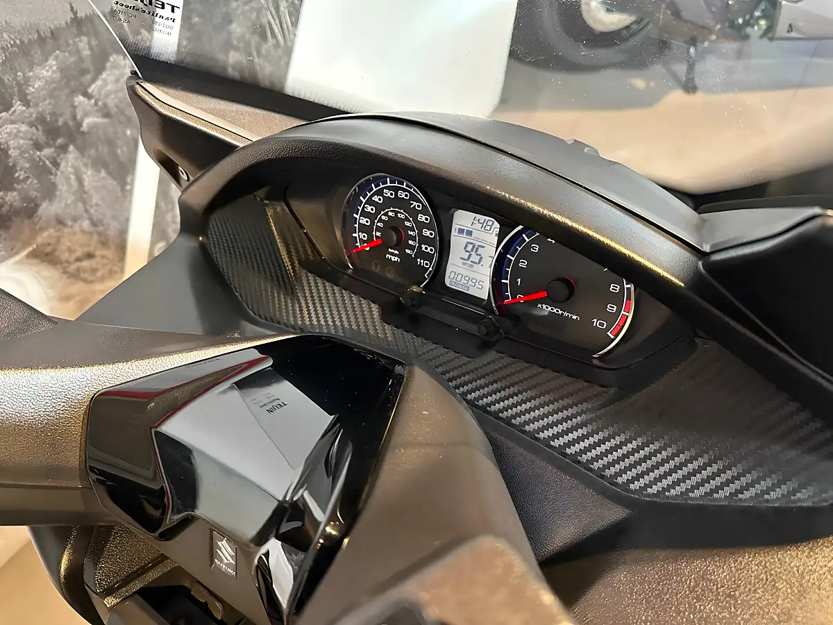 Used 2018 Suzuki Burgman 400 Black - Interior and Exterior details 2