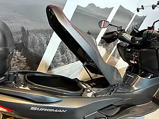 Used 2018 Suzuki Burgman 400 Black - Interior and Exterior details 3