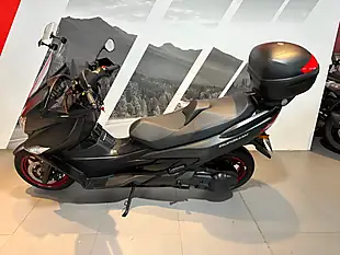 Used 2018 Suzuki Burgman 400 Black - Interior and Exterior details 6