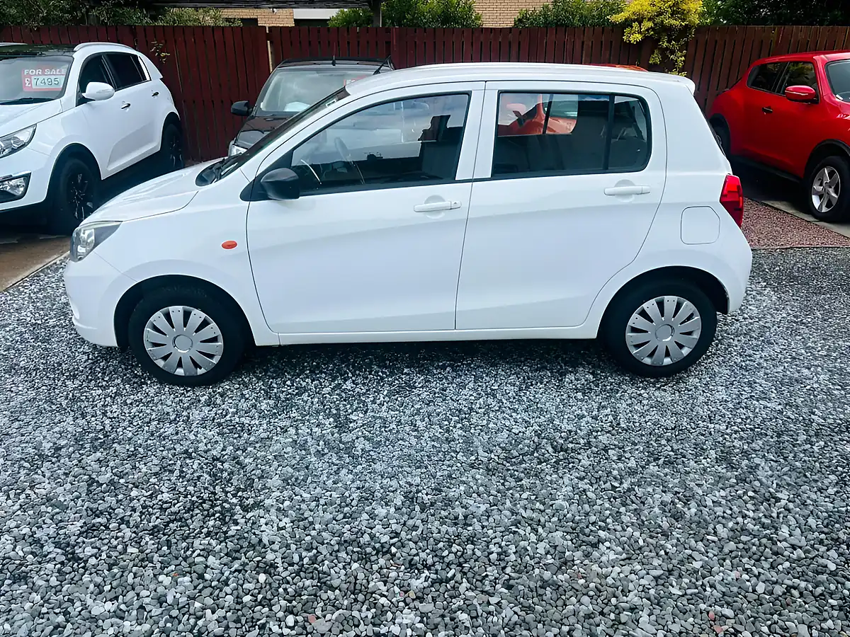 Used 2018 Suzuki Celerio SZ2 White - Interior and Exterior details 18