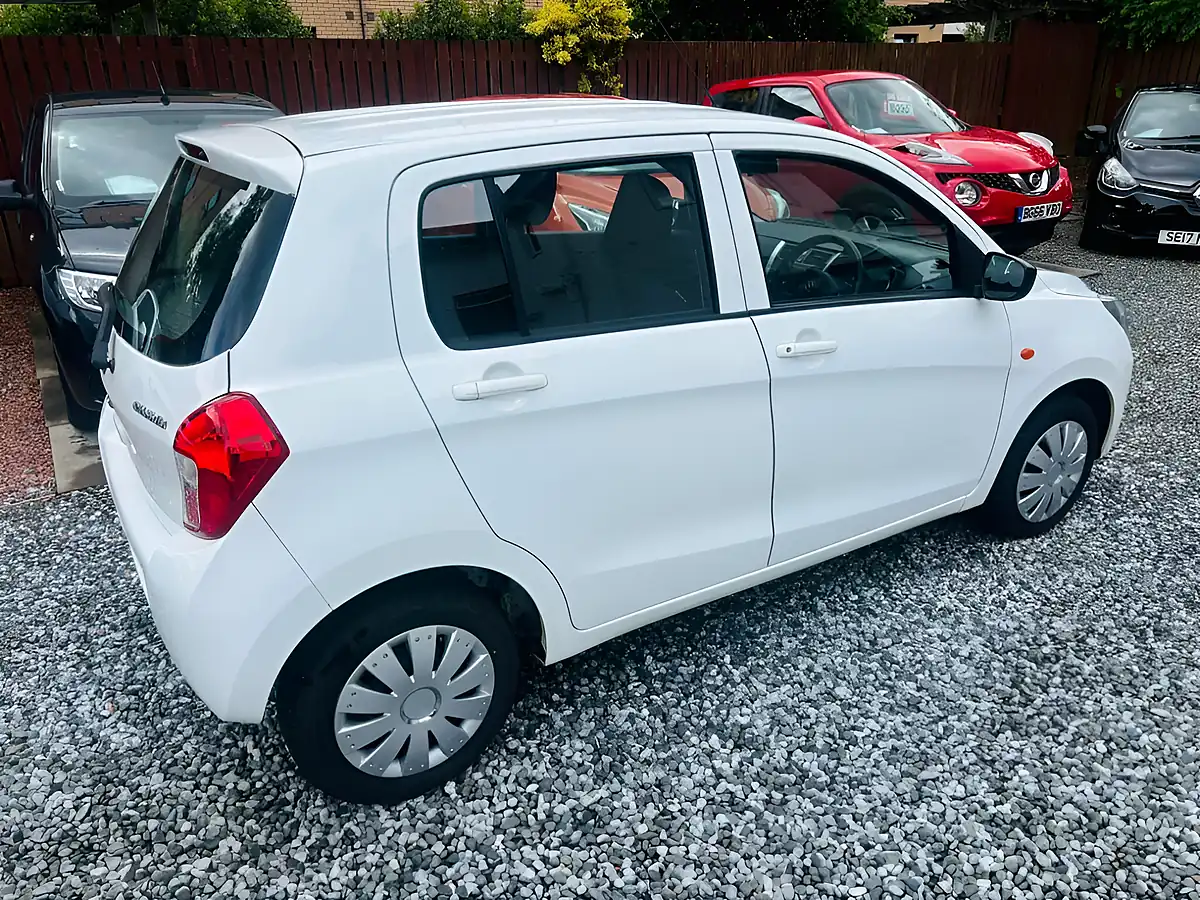 Used 2018 Suzuki Celerio SZ2 White - Interior and Exterior details 5