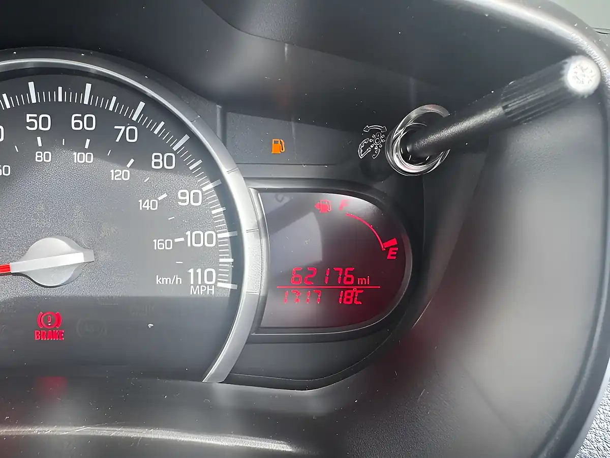 Used 2018 Suzuki Celerio SZ2 White - Interior and Exterior details 5