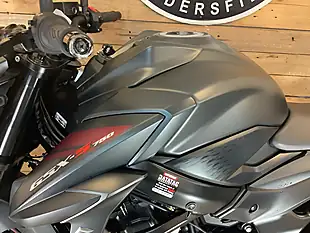 Used 2018 Suzuki Gsx Black - Interior and Exterior details 12