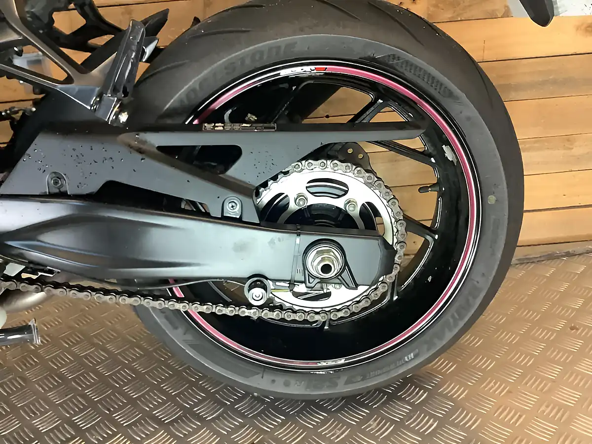 Used 2018 Suzuki Gsx Black - Interior and Exterior details 19