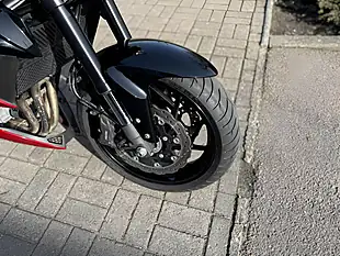 Used 2018 Suzuki Gsx-S 750 AL8 Red/Black - Interior and Exterior details 12