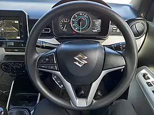 Used 2018 Suzuki Ignis Adventure White - Interior and Exterior details 19