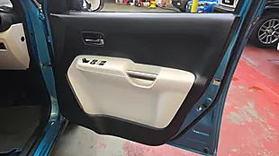 Used 2018 Suzuki Ignis Sz-T Blue - Interior and Exterior details 13