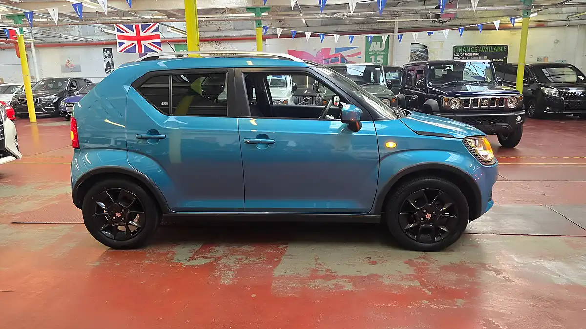 Used 2018 Suzuki Ignis Sz-T Blue - Interior and Exterior details 17