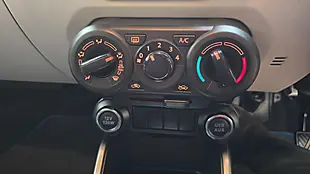 Used 2018 Suzuki Ignis Sz-T Blue - Interior and Exterior details 8
