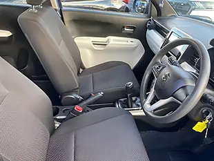 Used 2018 Suzuki Ignis Sz-T Blue - Interior and Exterior details 16
