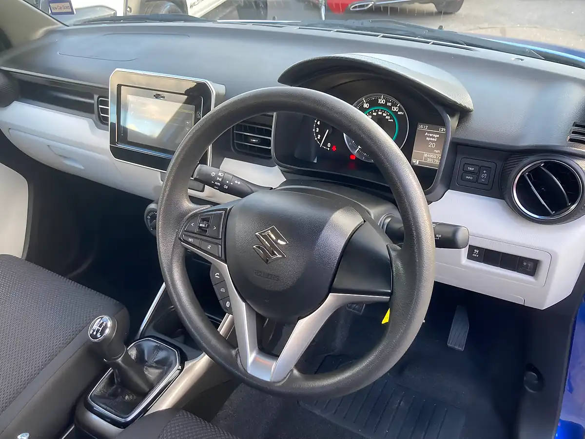 Used 2018 Suzuki Ignis Sz-T Blue - Interior and Exterior details 17