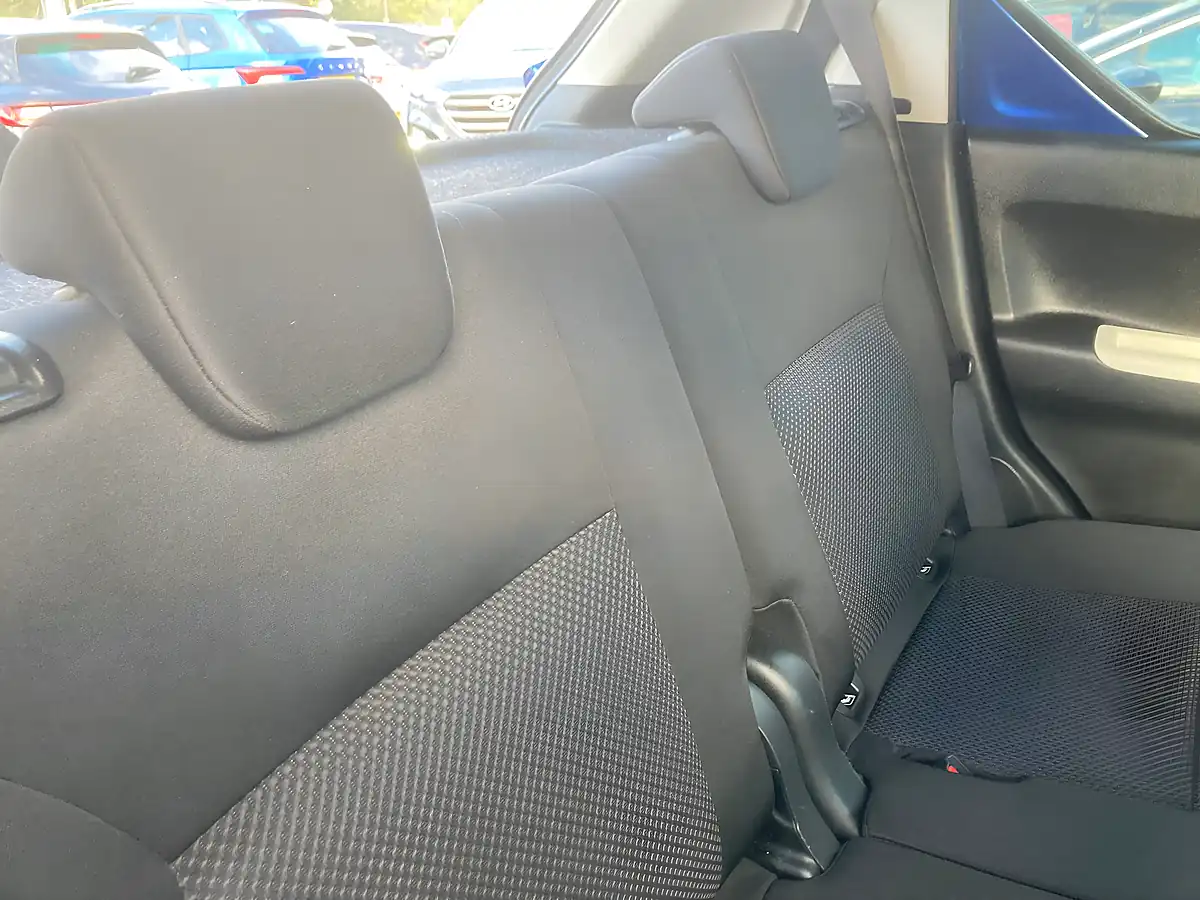 Used 2018 Suzuki Ignis Sz-T Blue - Interior and Exterior details 20