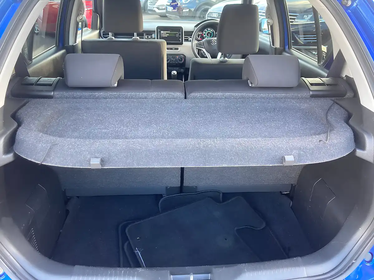 Used 2018 Suzuki Ignis Sz-T Blue - Interior and Exterior details 9