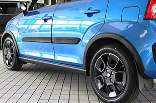Used 2018 Suzuki Ignis Sz-T Blue - Interior and Exterior details 19