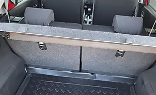 Used 2018 Suzuki Ignis Sz-T Flame Red - Interior and Exterior details 11
