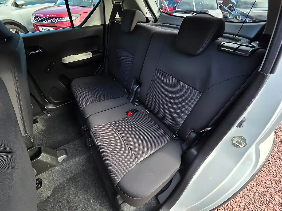 Used 2018 Suzuki Ignis Sz-T White - Interior and Exterior details 12