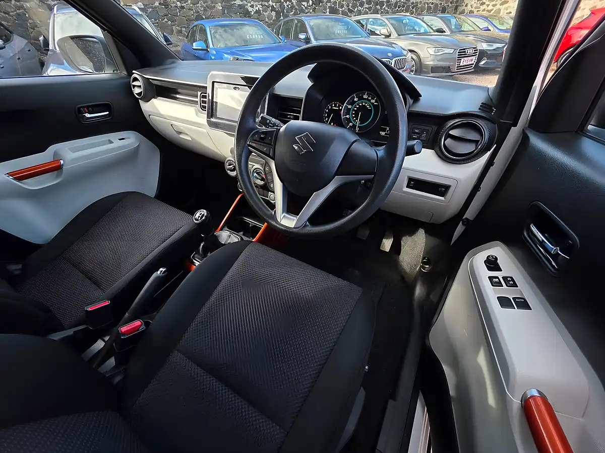 Used 2018 Suzuki Ignis Sz-T White - Interior and Exterior details 8