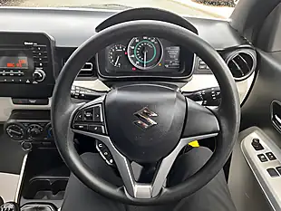 Used 2018 Suzuki Ignis SZ3 Red/Black - Interior and Exterior details 18