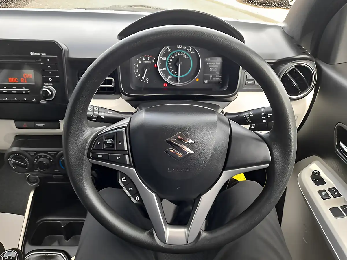 Used 2018 Suzuki Ignis SZ3 Red/Black - Interior and Exterior details 18
