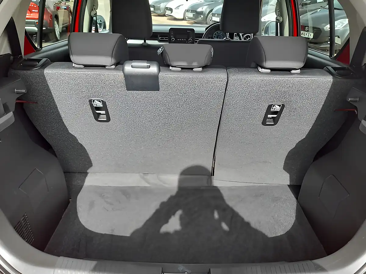 Used 2018 Suzuki Ignis SZ3 Red/Black - Interior and Exterior details 7