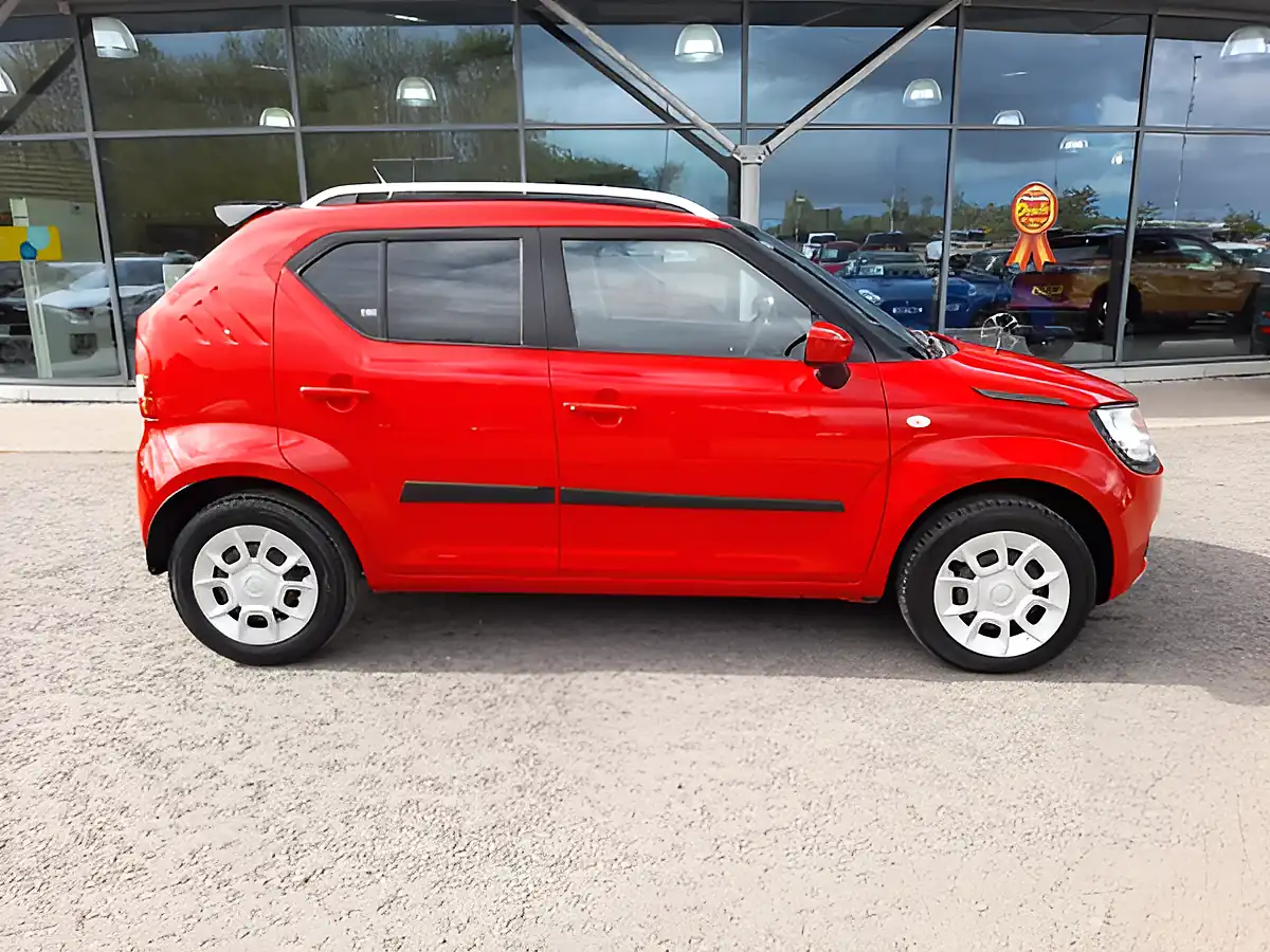 Used 2018 Suzuki Ignis SZ3 Red/Black - Interior and Exterior details 9
