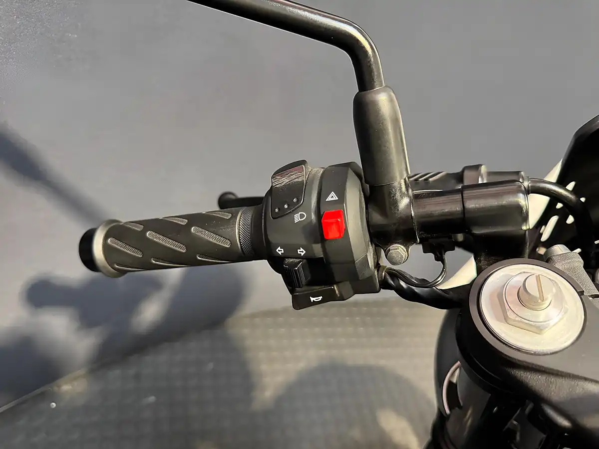 Used 2018 Suzuki SV650 X - Interior and Exterior details 13