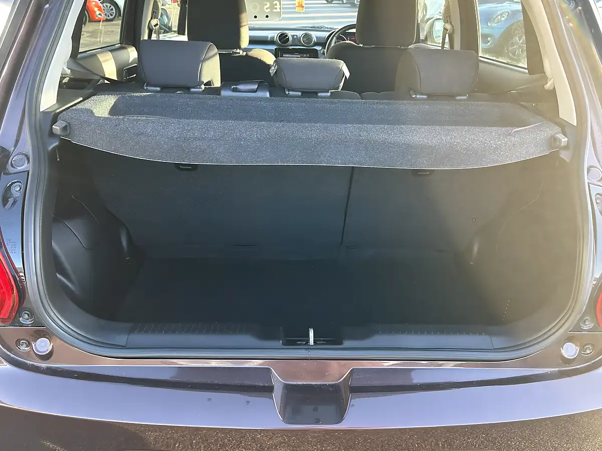 Used 2018 Suzuki Swift Brown - Interior and Exterior details 11