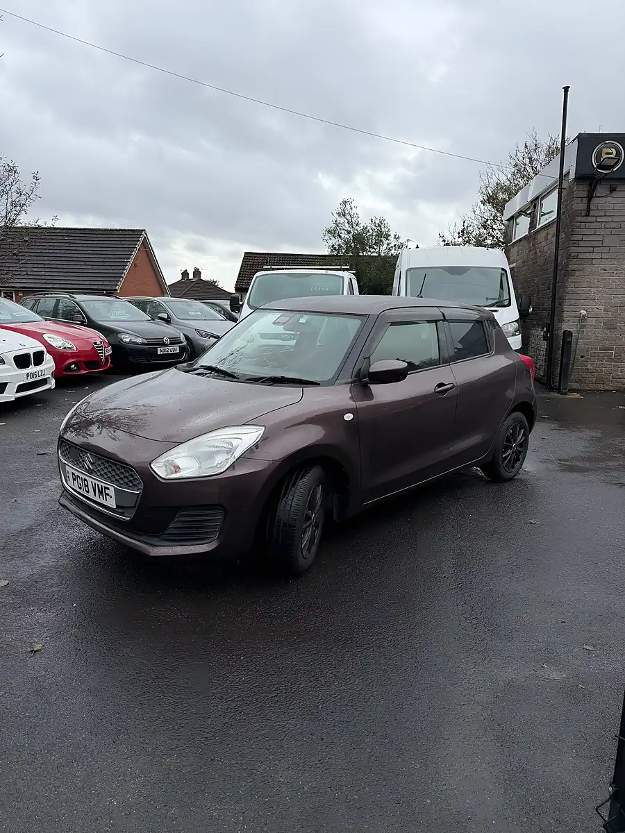 Used 2018 Suzuki Swift Brown - Interior and Exterior details 2