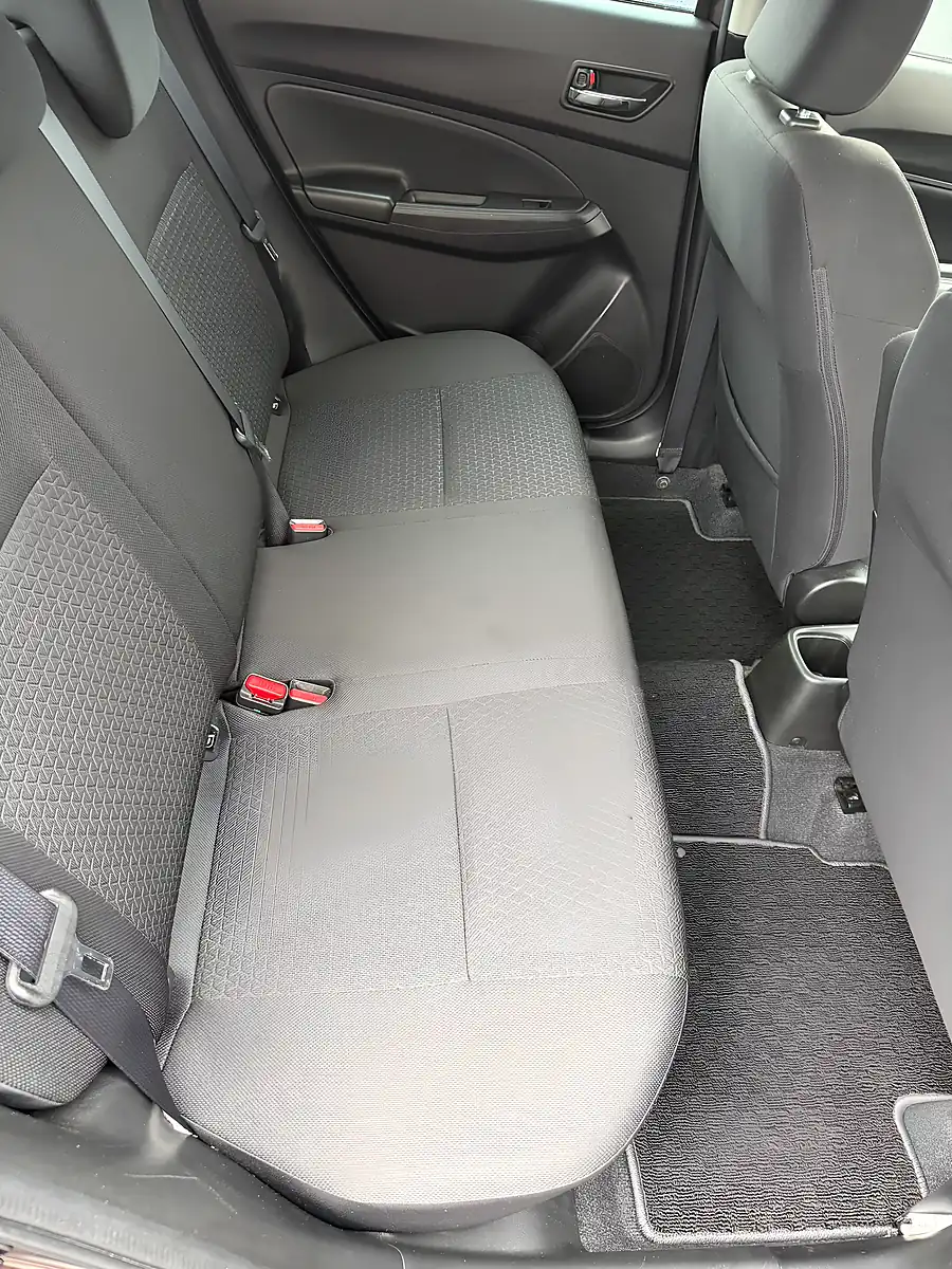 Used 2018 Suzuki Swift Brown - Interior and Exterior details 9