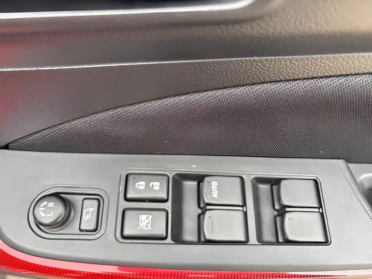 Used 2018 Suzuki Swift Sport Red - Interior and Exterior details 16