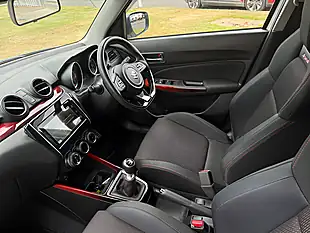 Used 2018 Suzuki Swift Sport White - Interior and Exterior details 12