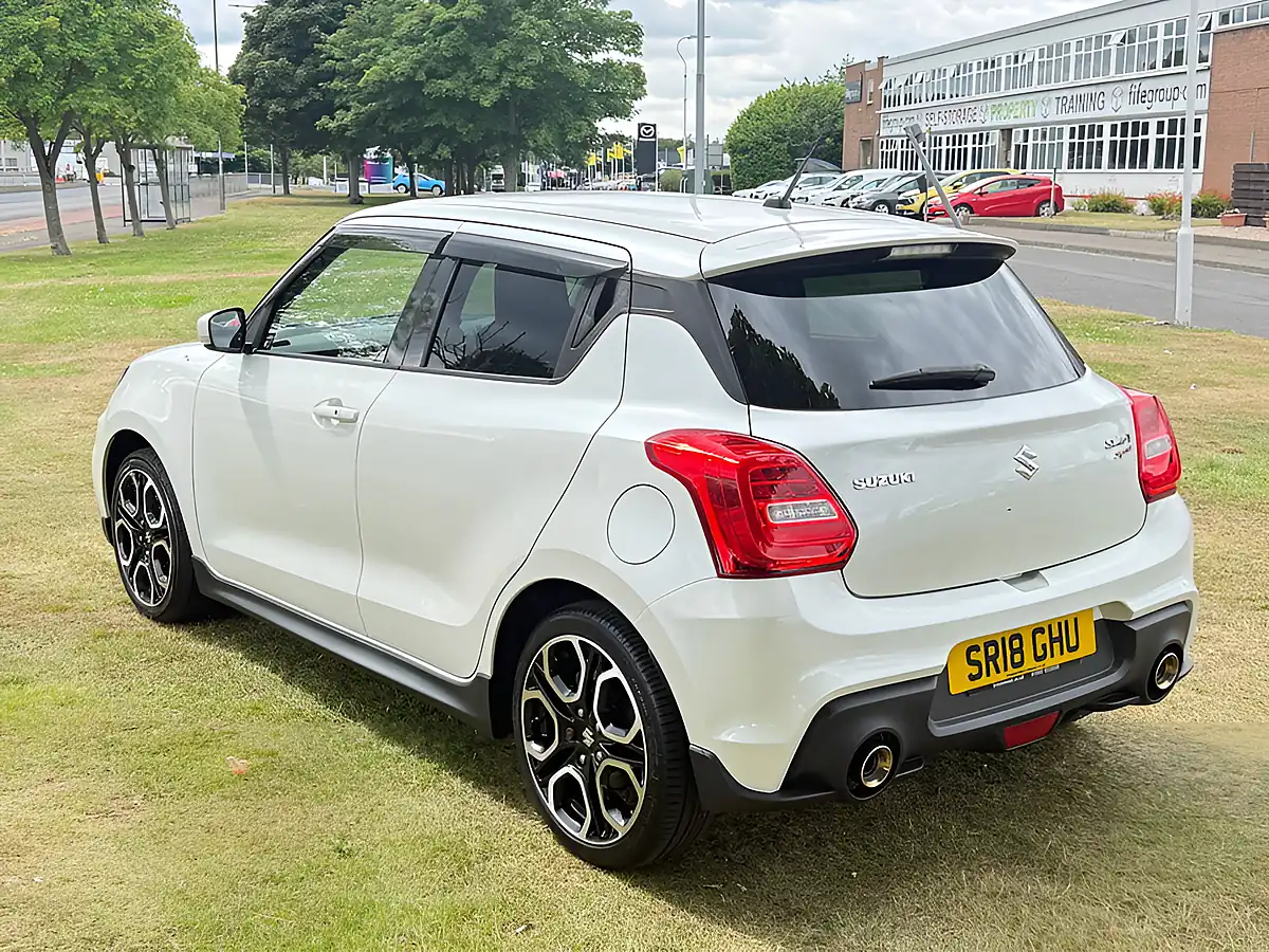 Used 2018 Suzuki Swift Sport White - Interior and Exterior details 4