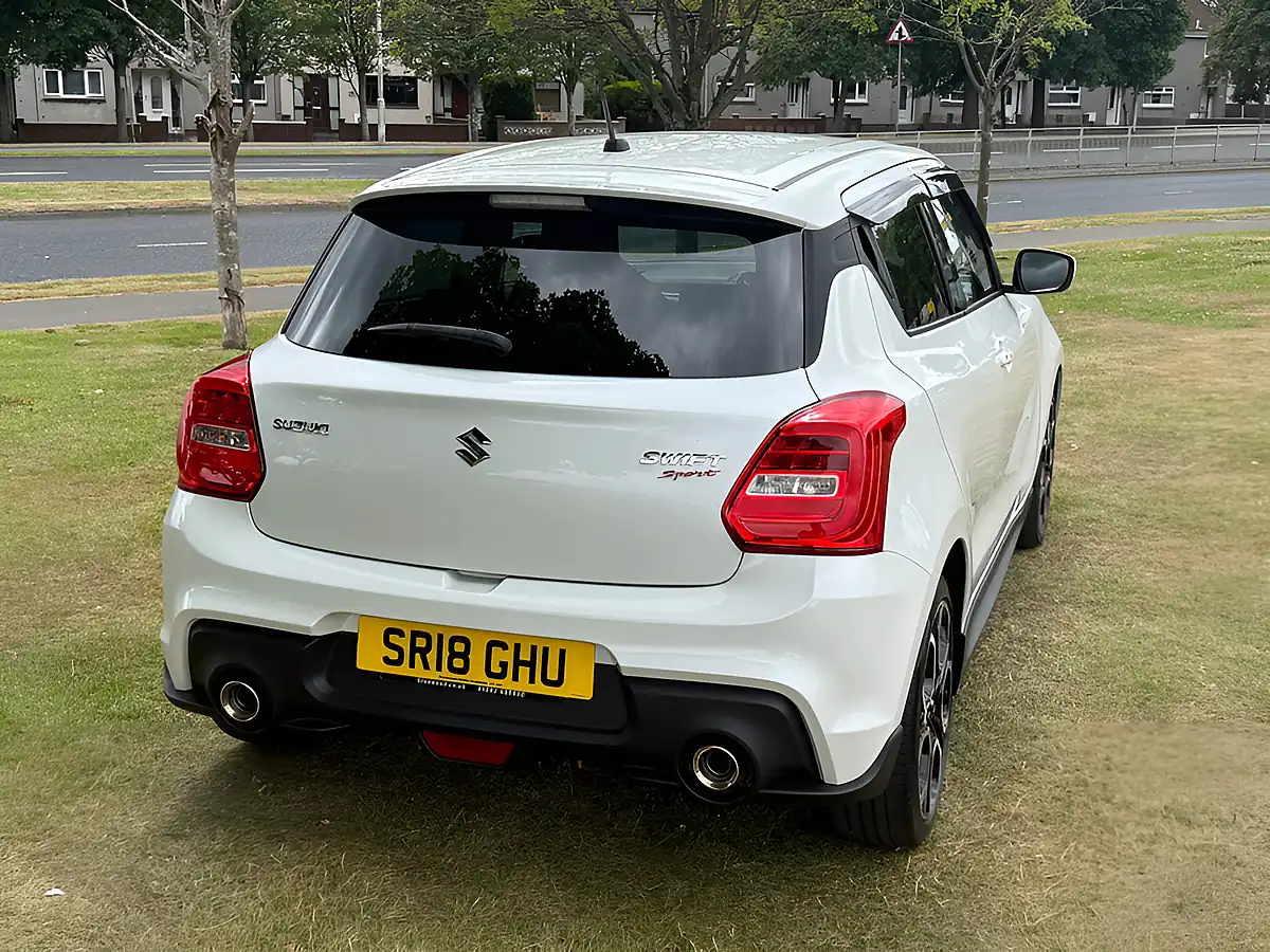 Used 2018 Suzuki Swift Sport White - Interior and Exterior details 5