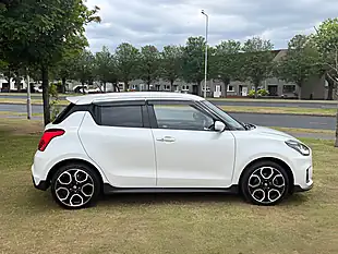 Used 2018 Suzuki Swift Sport White - Interior and Exterior details 6