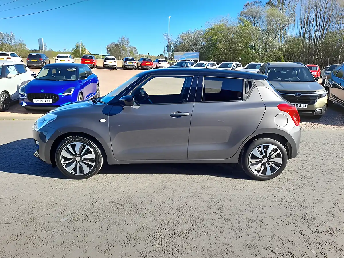 Used 2018 Suzuki Swift Sz-T Grey/Black - Interior and Exterior details 4