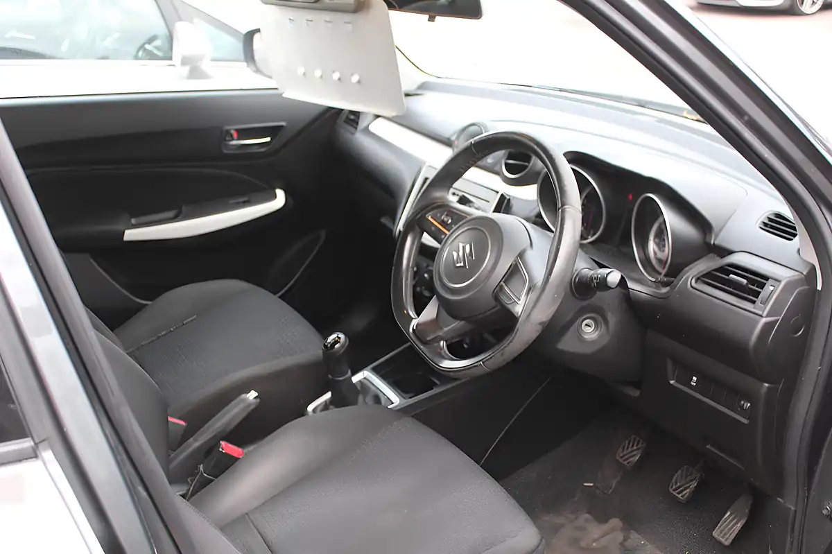 Used 2018 Suzuki Swift Sz-T Grey - Interior and Exterior details 3