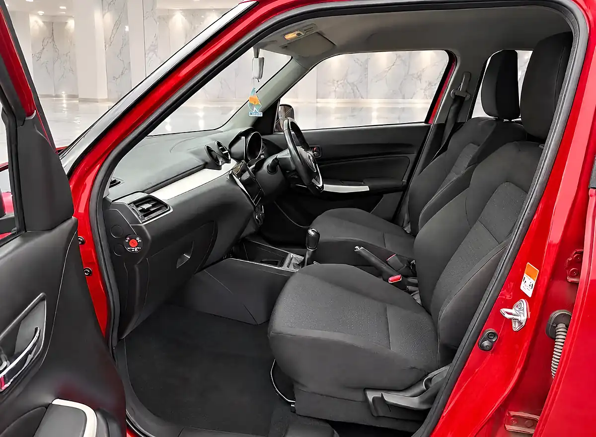 Used 2018 Suzuki Swift Sz-T Red Metallic - Interior and Exterior details 9